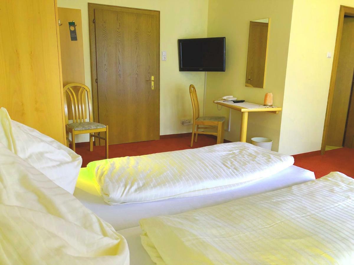 Gasthof-Hotel Winkler Mühldorf 외부 사진
